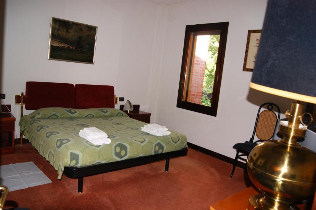 La Tagliolina Hotel Monteveglio Szoba fotó